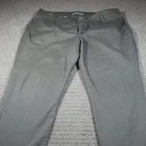Riders Easy Care  Size 14 Olive Green Chino Pants